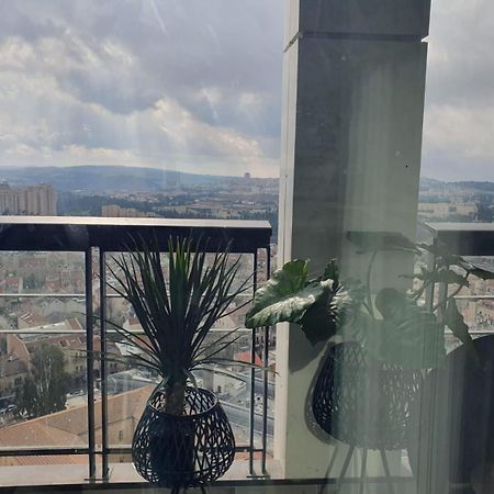 Jtower Royal Suites - Alefimmoed Yerusalem Bagian luar foto