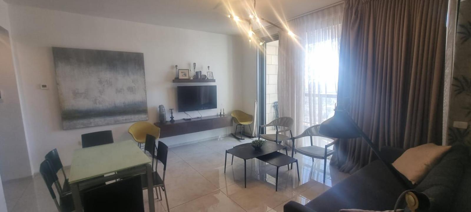 Jtower Royal Suites - Alefimmoed Yerusalem Bagian luar foto