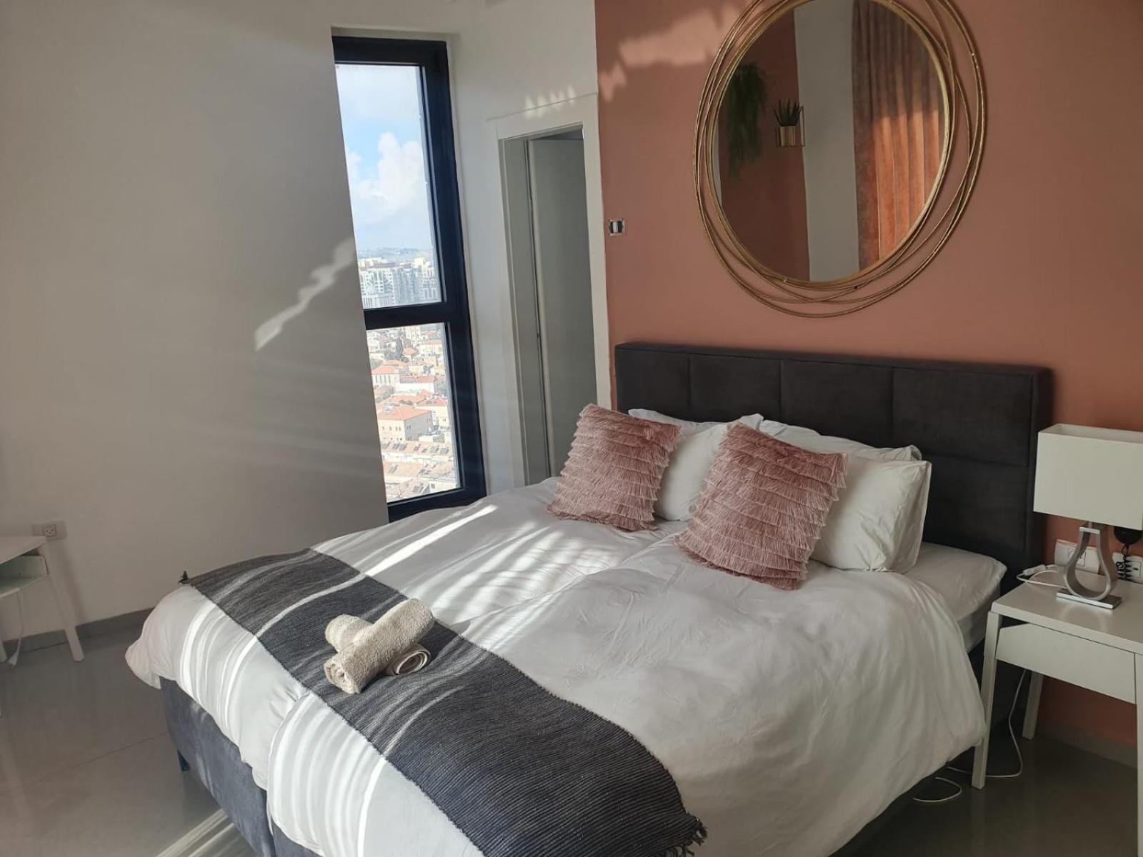 Jtower Royal Suites - Alefimmoed Yerusalem Bagian luar foto