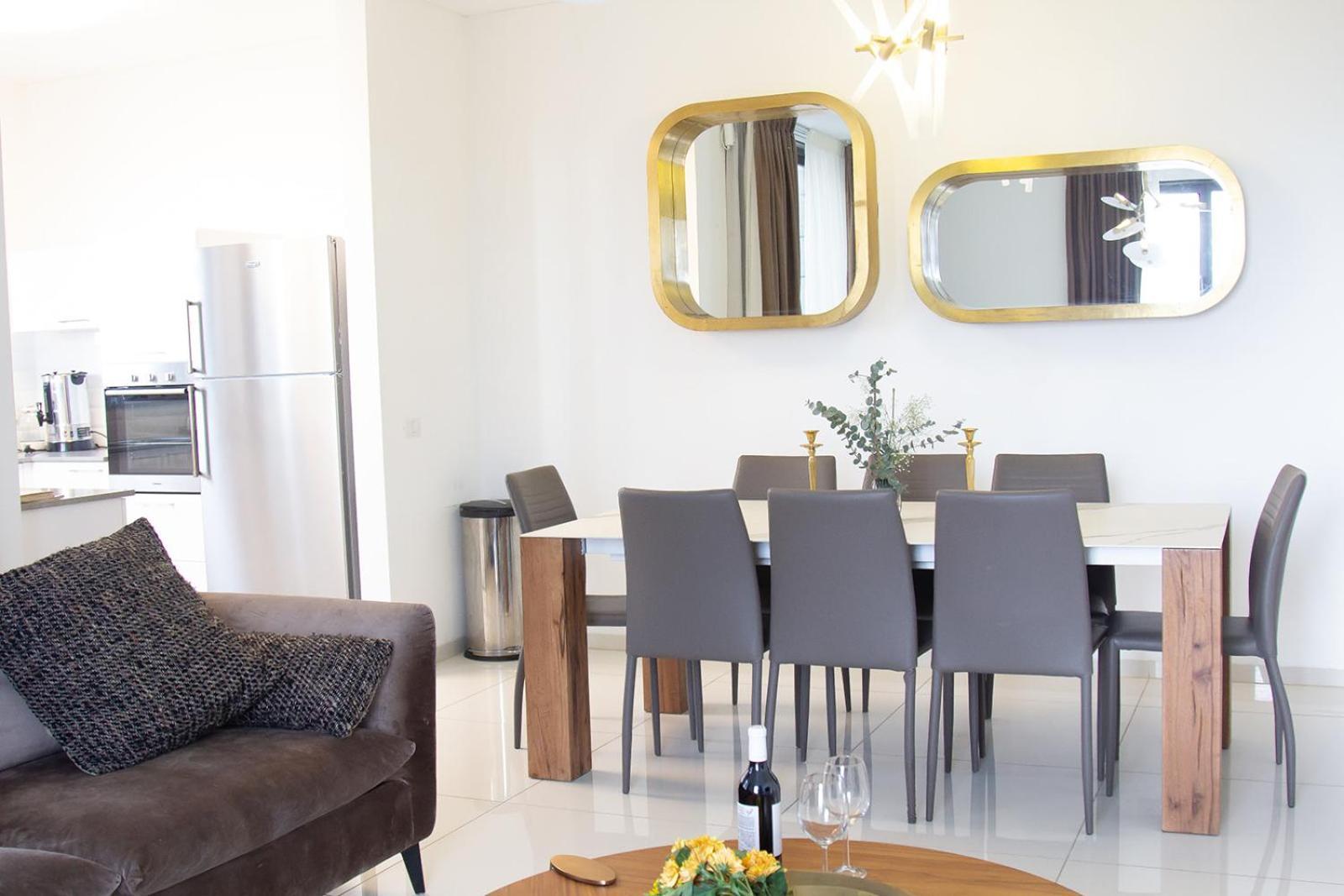 Jtower Royal Suites - Alefimmoed Yerusalem Bagian luar foto