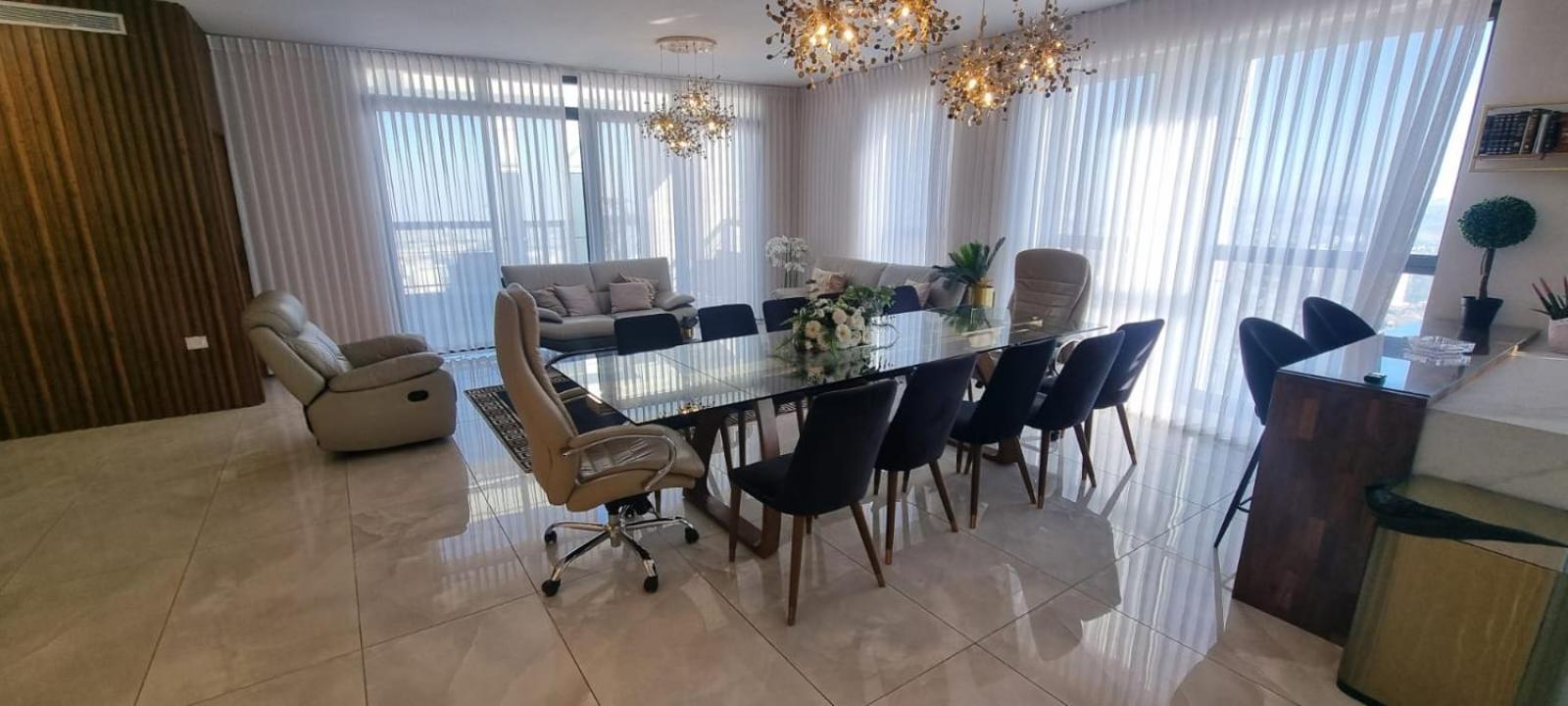 Jtower Royal Suites - Alefimmoed Yerusalem Bagian luar foto